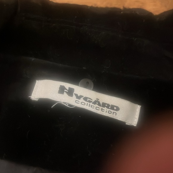 Nygard velvet blazer - Picture 6 of 6